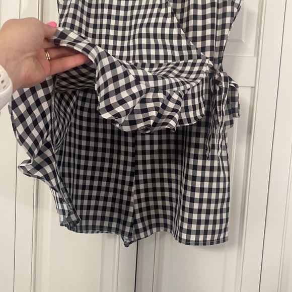 Women’s romper w skort bottom - Picture 2 of 5